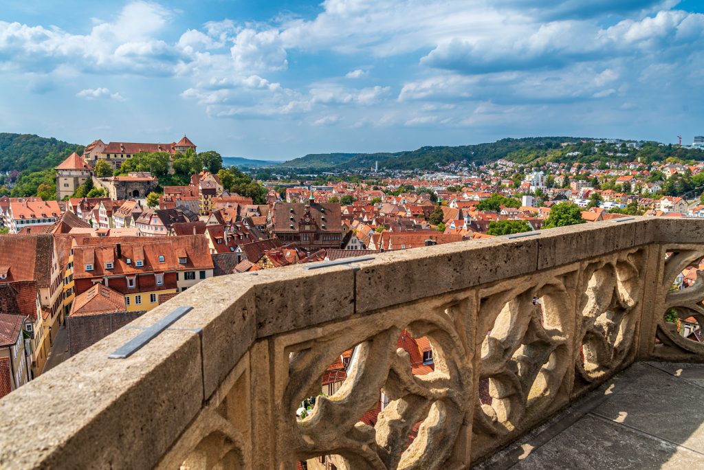 教会の尖塔から見下ろすテュービンゲン